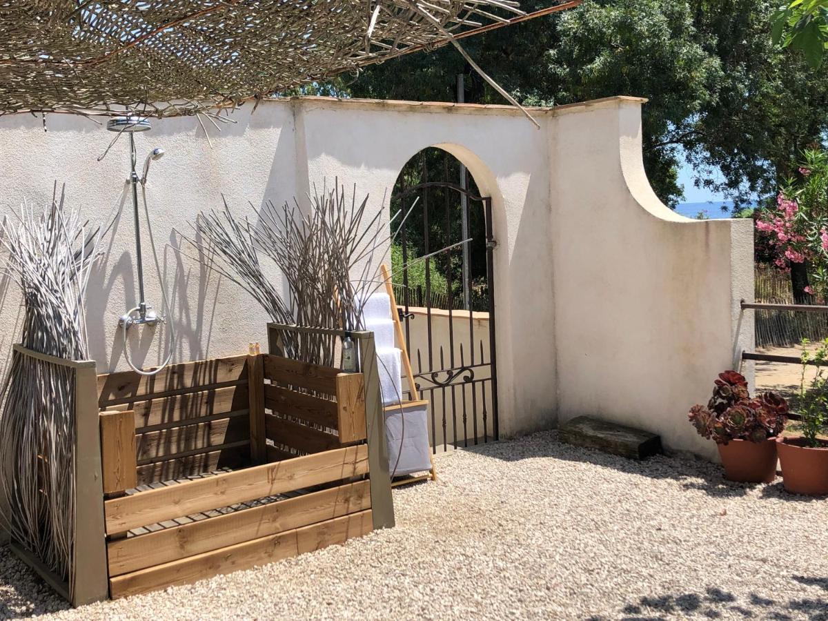 Le Clos Des Sept Palmiers Cavalaire-sur-Mer Bagian luar foto
