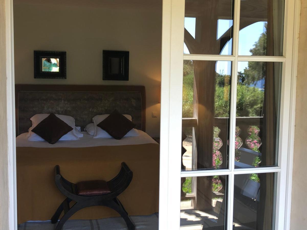 Le Clos Des Sept Palmiers Cavalaire-sur-Mer Bagian luar foto