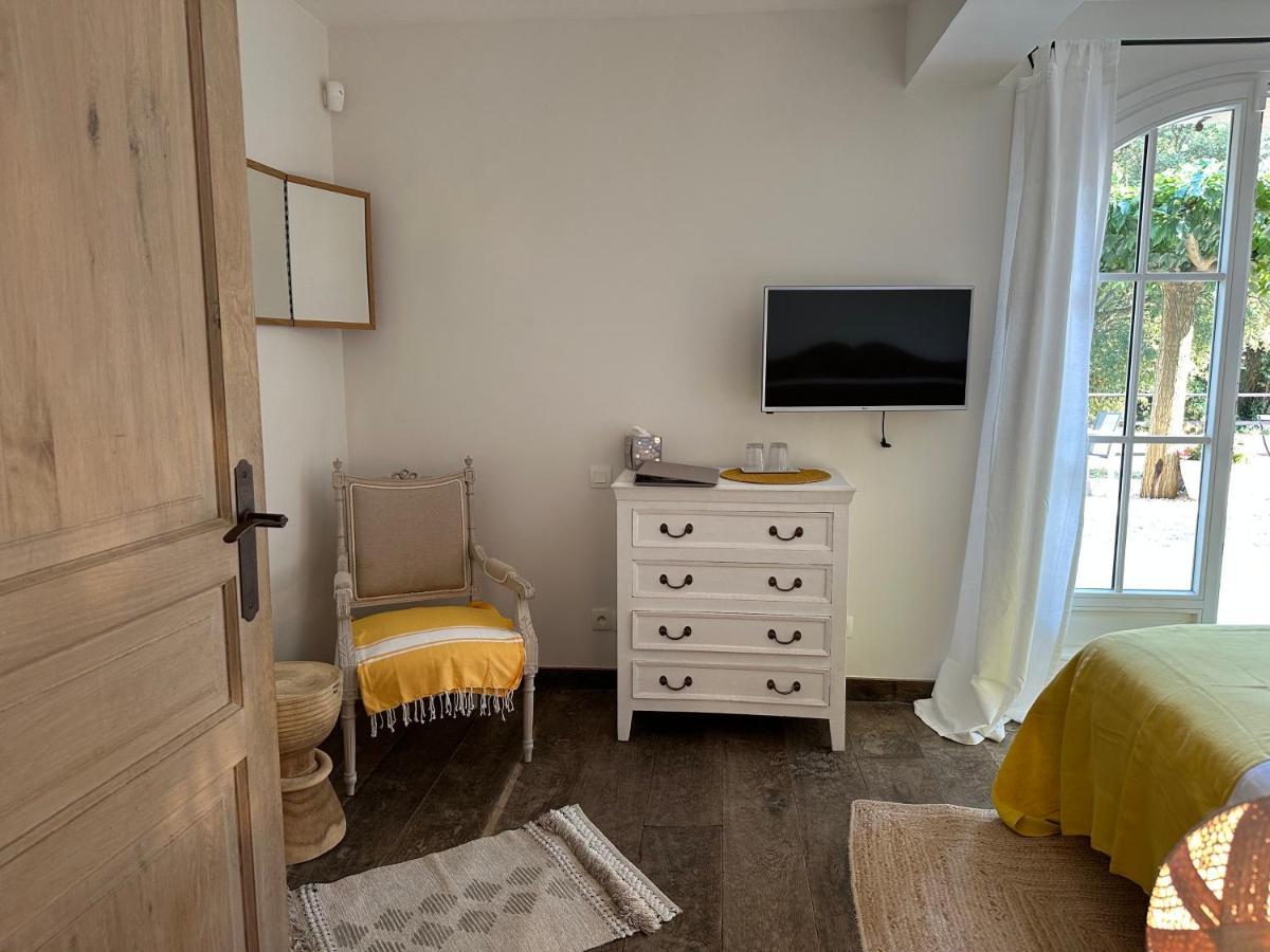Le Clos Des Sept Palmiers Cavalaire-sur-Mer Bagian luar foto
