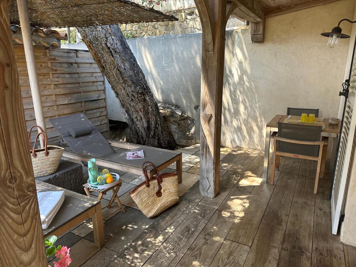 Le Clos Des Sept Palmiers Cavalaire-sur-Mer Bagian luar foto